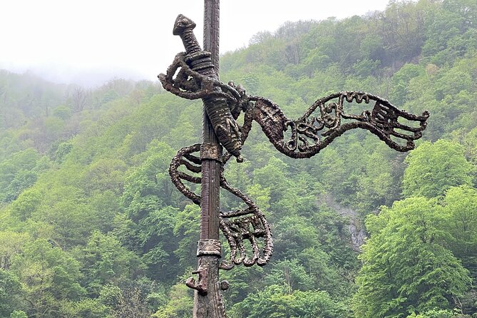 Batumi, Waterfalls & Folklore - A Group Tour from Kutaisi - Crossing King Tamar’s Bridge and the Surrounding Natural Beauty