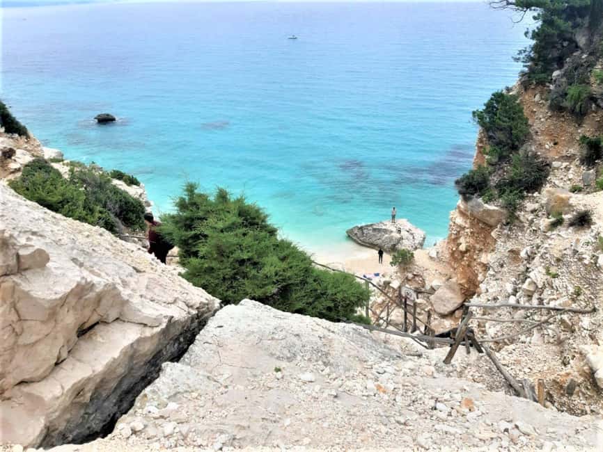 Baunei: Cala Goloritzè Trekking Tour with A Guide - Discovering Sardinian Limestone Trails