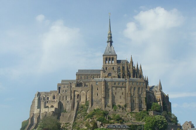 Bayeux Mont Saint-Michel Private Full-Day Tour - How the Tour Combines Convenience and Personalization