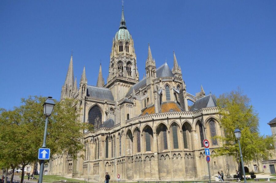 Bayeux: Private Guided Walking Tour - Exploring the Architectural Marvels of Bayeux