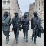 Beatles city taxi tours : private tour of Beatles locations - Visiting The Childhood Homes at Ringoland and Mendips