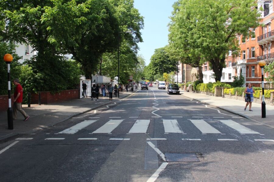 Beatles Tour of London by Black Taxi - Starting Point at Sloane Square Tube Station