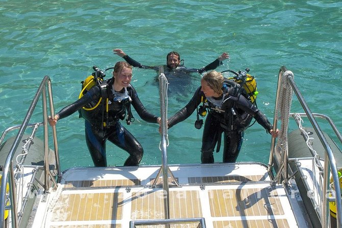 Beginners Diving in Santa Ponsa - The Equipment and Assistance Provided During the Dive