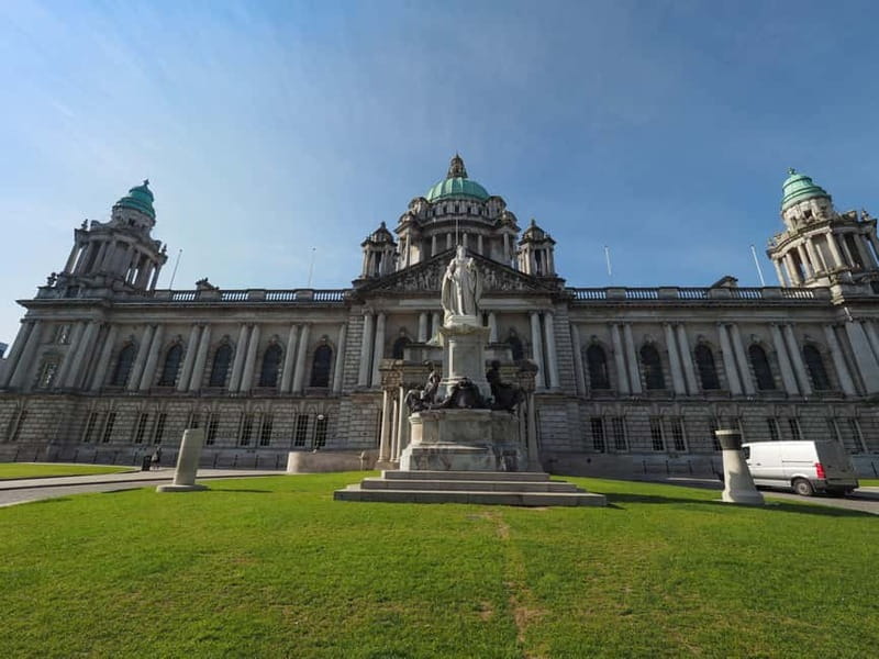 Belfast: Express Walk with a Local - Discovering the Big Fish: Belfast’s Iconic Landmark