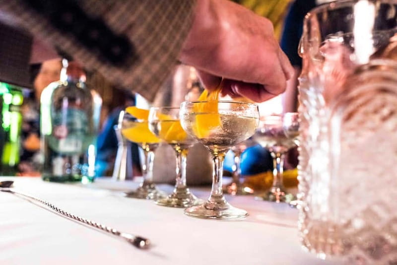Belfast: Guided Gin Tour with 7 Gin Tastings - Exploring Belfast’s Top Gin Bars