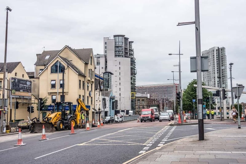 Belfast: Private Walking Tour with a Local - Exploring Belfast’s Neighborhoods and Hidden Corners