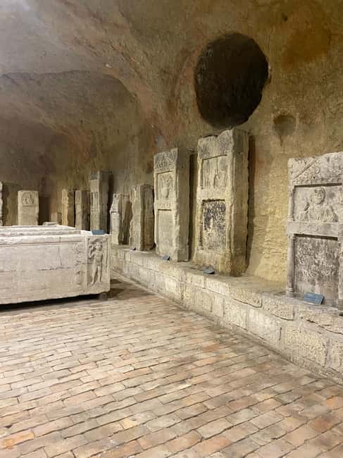 Belgrade: City Highlights Tour with Wine Tasting - Visiting the Kalemegdan Fortress and Historic Landmarks