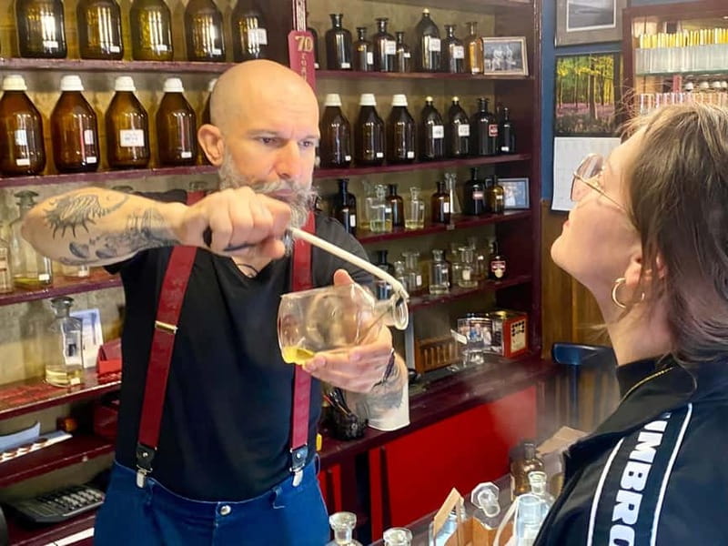 Belgrade: Perfume Atelier and Custom Perfume Experience - Visiting Belgrades Oldest Perfume Atelier: Parfimerija Sava
