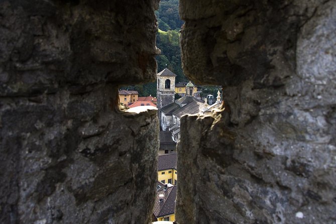 Bellinzona - Private Tour with a visit to Castelgrande - Exploring Bellinzona’s Historic Center at Via Convento 5