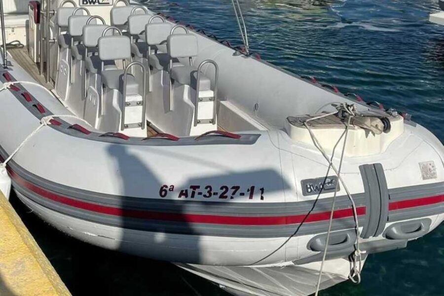 Benidorm: Private Boat Party with Champagne - Key Points