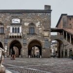 Bergamo Private Walking Tour - Meeting Point and Accessibility in Bergamo’s Old Town