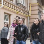 Bergen: Express Walk with a Local in 60 minutes - Discover Bergens Historic Wharf and Maritime Charm