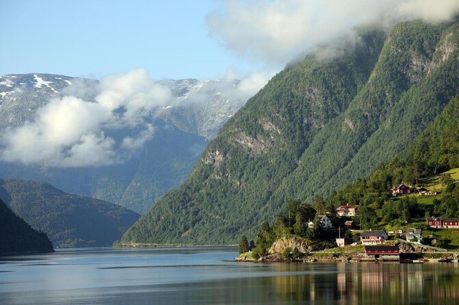 Bergen: Mostraumen Fjord Cruise - Waterfalls, Wildlife, and Mountain Water Tasting