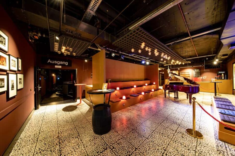 Berlin: Cabaret Theater Ask your doctor about the risks and side effects. - Visiting Berlins First Cabaret Theater: Die Stachelschweine