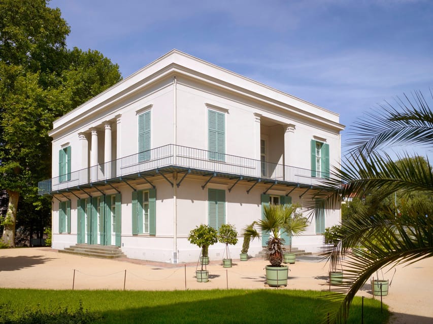 Berlin: Charlottenburg Palace Entry Ticket - The Historic Setting of Charlottenburg Palace