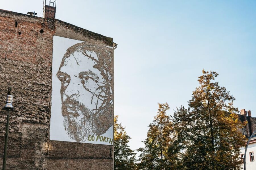 Berlin: Gay Berlin Out in Schöneberg Walking Tour - The Significance of the Nationalhof and the Hollandais Club