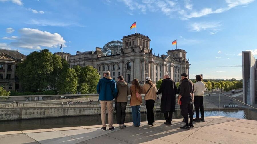 Berlin: Government District & Reichstag Hall Dome Visit - Discovering the Reichstag Building: Germany’s Iconic Parliament