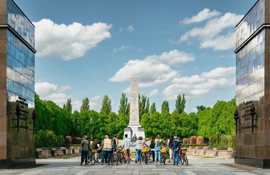 Berlin: Green City Guided Bike Tour - Starting at Kulturbrauerei: Your Berlin Departure Point