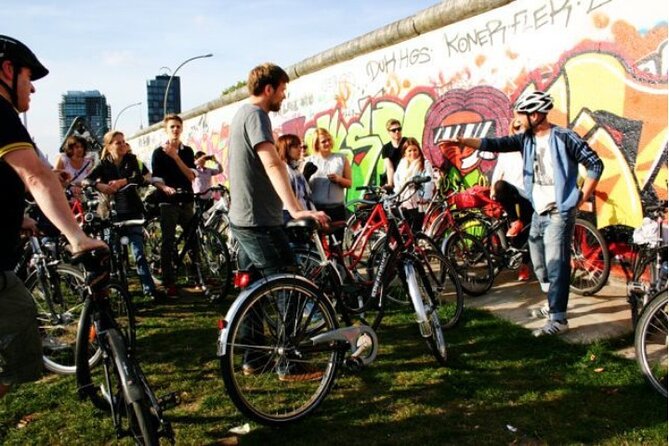 Berlin: Guided Bike tour of the Berlin Wall and Third Reich - Experiencing the Berlin Wall’s Lasting Impact