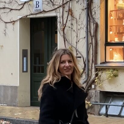 Berlin: Hidden Backyards Guided Walking Tour - Discovering Berlin’s Hidden Courtyards and Alleys