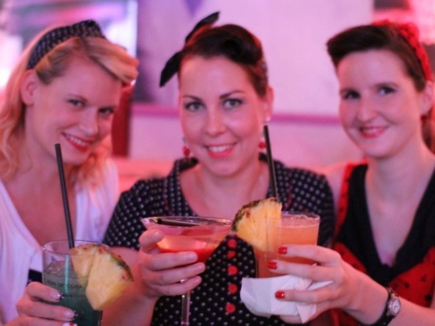 Berlin: Knutschfleck Ticket with Variety Show and Dinner - The Location: Berlin’s Alexanderplatz and Knutschfleck Bar