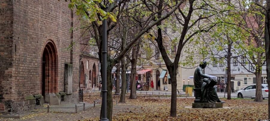 Berlin: Museum Island Guided Walking Tour - Starting Point at U Bf. Rotes Rathaus Metro Station