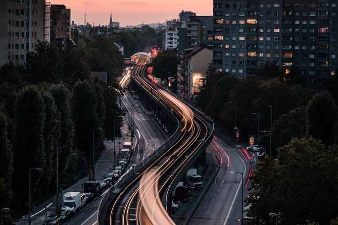 BERLIN PHOTO TOUR with a professional Photographer from Berlin - Capturing Berlin’s Government District Architecture