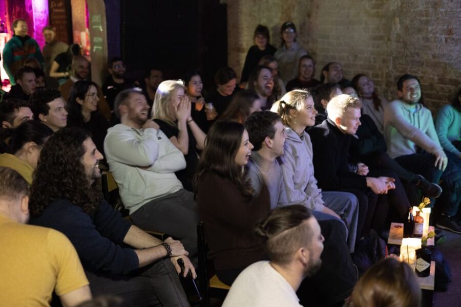 Berlin: The Dark Humor Comedy Show in English Entry Ticket - Duration, Timing, and Pacing of the Show