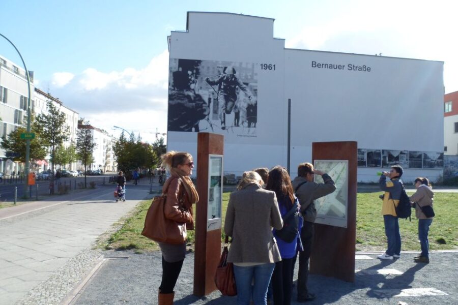 Berlin Wall: Small Group Guided Tour - Traces of the Former Death Strip and Cherry Trees