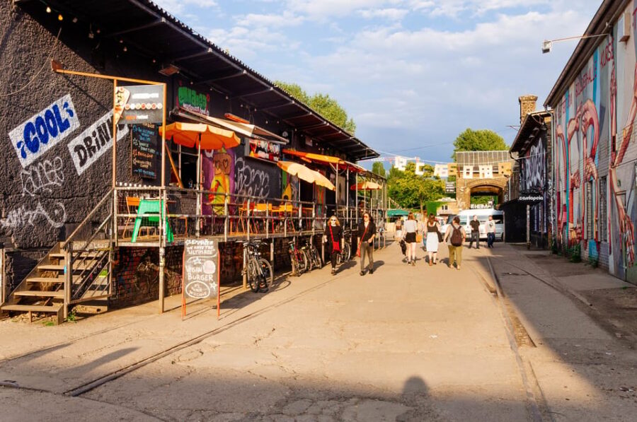 Berlin's Alternative Side: The Urban Jungle Tour - Starting at Berlin’s Cultural Heart: Hackescher Markt