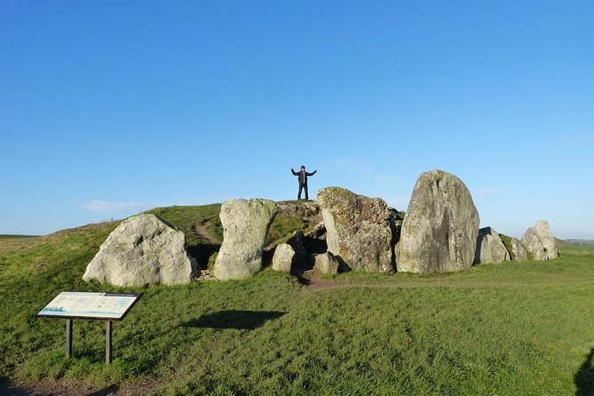 Bespoke private tours of Stonehenge and Avebury by car with local guide - Discovering West Kennet Long Barrow and Its Ancient Secrets