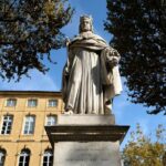Best Intro to Aix-en-Provence in 2 hours with Local - Reflecting at the Génocide Arménien Statue
