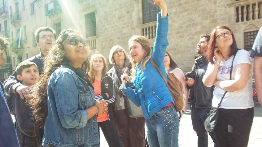 Best of Barcelona & Gaudi's Sagrada Familia w/ Hotel Pickup - Who Will Appreciate This Tour Most