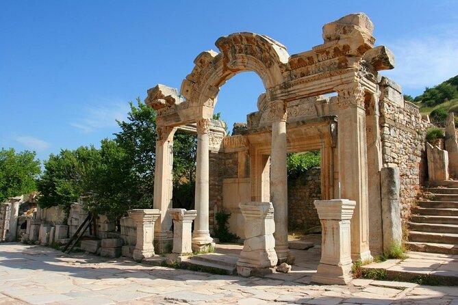 (Best of Ephesus) Private Ephesus & House Of Virgin Mary & LUNCH - Discover Ephesus Ancient Ruins with a Private Guide