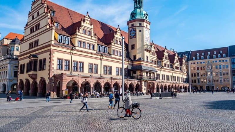 Best of Leipzig: Private Walking Tour with a Local - Discover Leipzig’s Iconic Augustusplatz and Surroundings