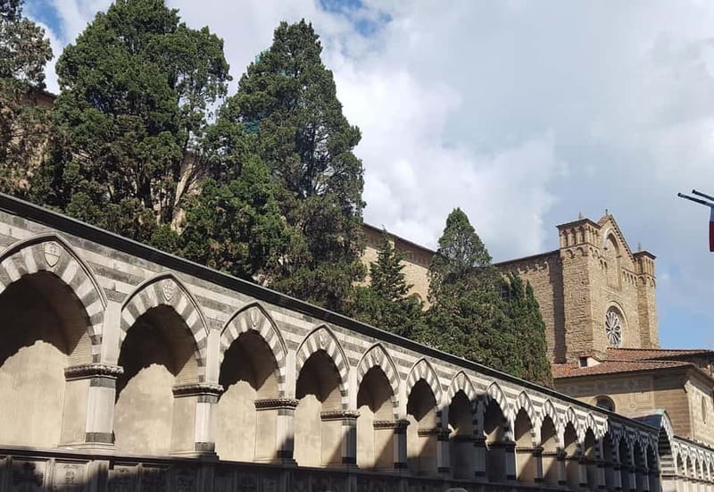 Best of Santa Maria Novella Basilica: No-Wait Audio Tour - Santa Maria Novella’s Architectural Style and Sacred Atmosphere