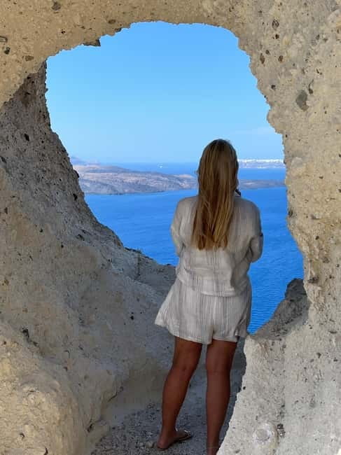 Best Santorini Island Tour - Cruise ship visitors choice - Visiting Santorinis Volcanic Beaches