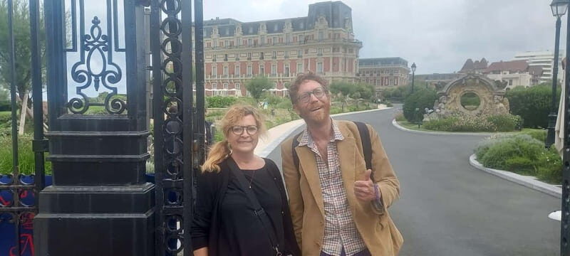 Biarritz: Walking Tour with a true native Basque ! - Exploring Biarritz’s Historic City Center and Architectural Landmarks