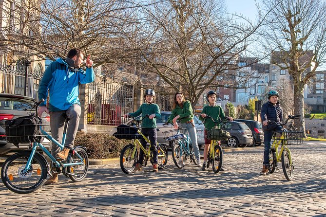 Bicycle tour in historic Ghent - Starting at Sint-Pieters-abdij: The Peaceful Garden Entrance