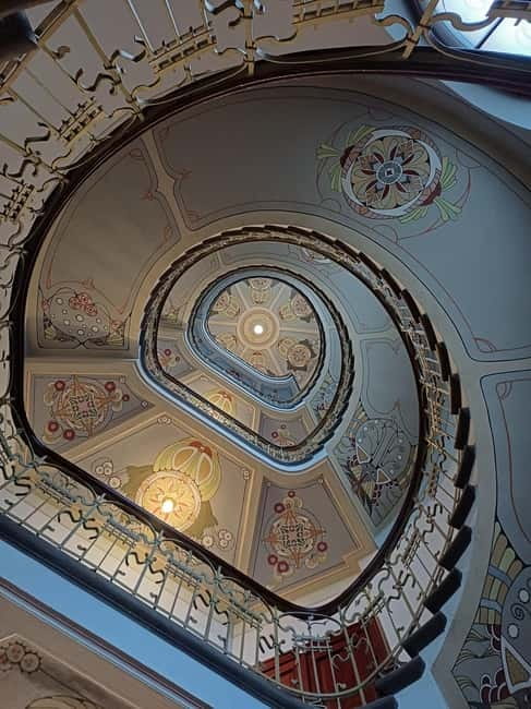 Big Riga: Old Town & Art Nouveau quarter - From Medieval Roots to Modern Metropolis