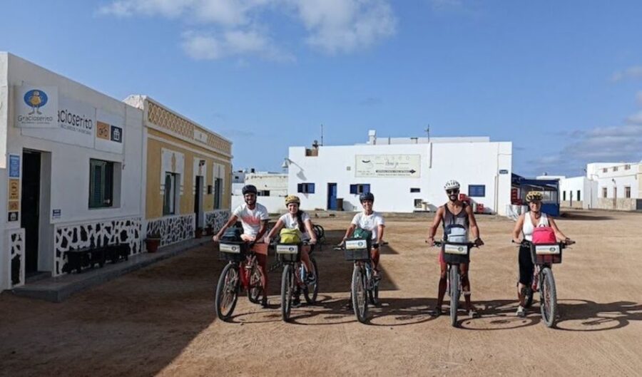 Bike Rental La Graciosa - Exploring La Graciosa by Bike: What the Tour Offers