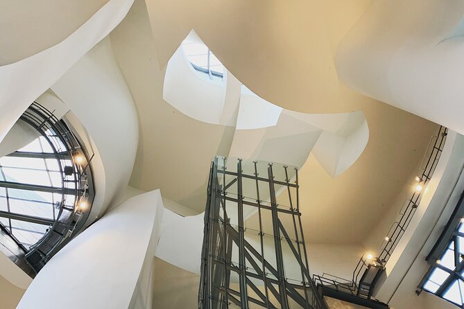 Bilbao Guggenheim Museum Private Tour with Official Tour Guide 100% Personalised - Starting Point at Bilbao’s Guggenheim Museum Entrance