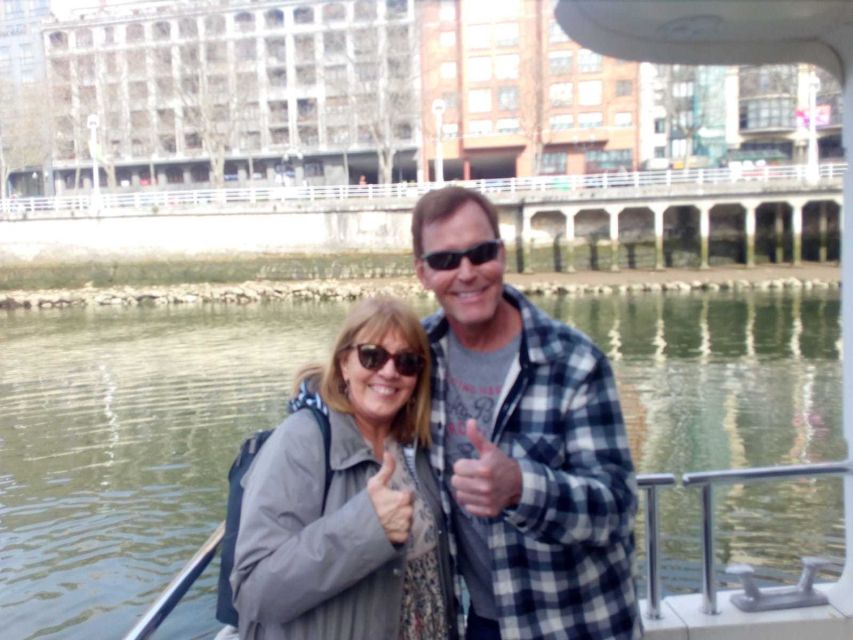 Bilbao: Old Quarter Walking Guided Tour - Meeting Point at Arriaga Plaza and Tour Duration