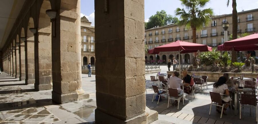 Bilbao old town walking tour - Starting Point at Arriaga Plaza