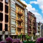 Bilbao : Private Custom Walking Tour with a Local Guide - From the City’s Iconic Landmarks to Secret Corners