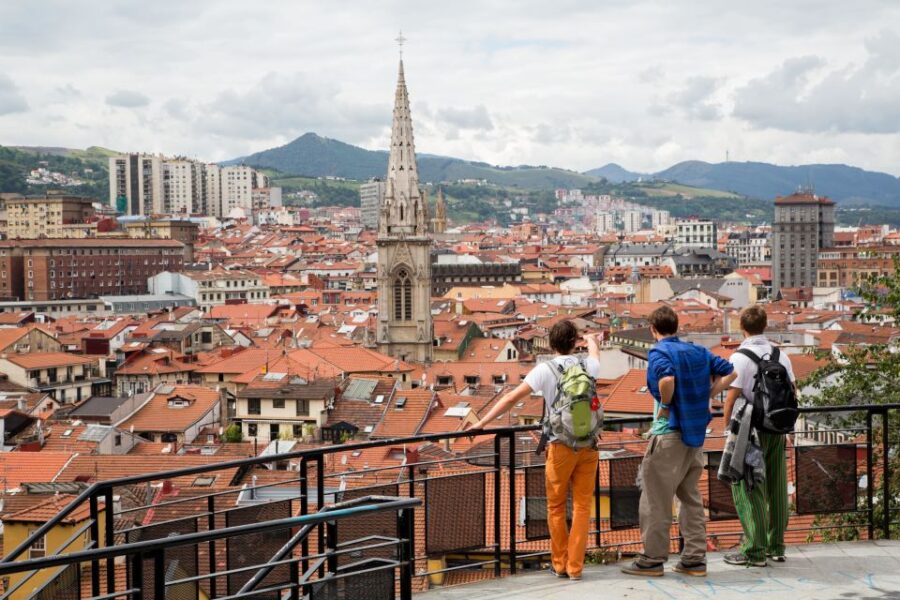 Bilbao: Small-Group Guided Walking Tour - Exploring Bilbao’s Old Town: Arenal, Plaza Nueva, and San Antón Church