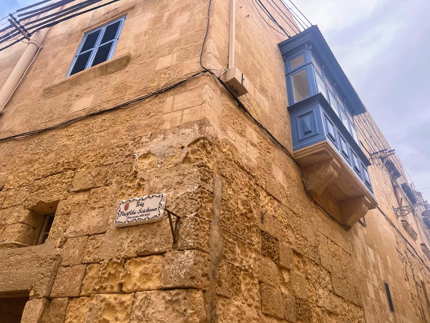 Birgu: 3 Cities Walking Tour With Inquisitors Palace Entry - Starting Point at Cafe Riche in Vittoriosa