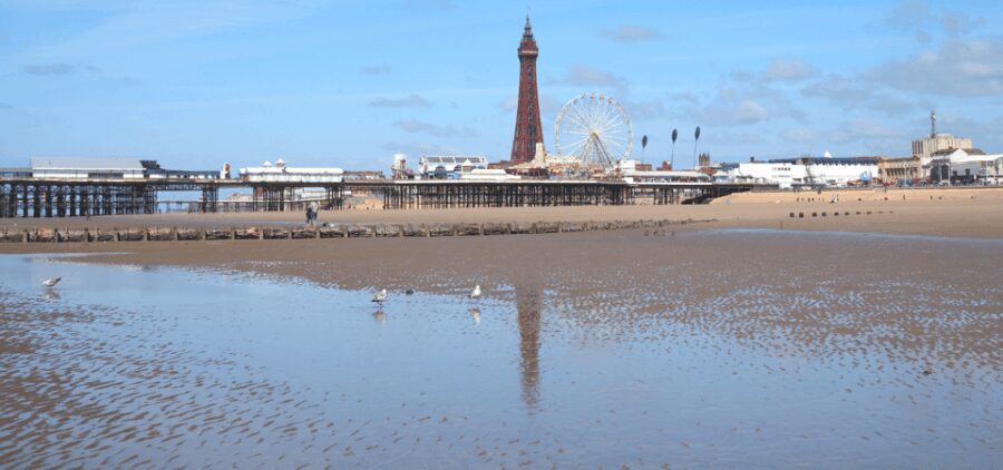 Blackpool Christmas Lights Walking Tour with an App - The Blackpool Illuminations: A Seaside Spectacle