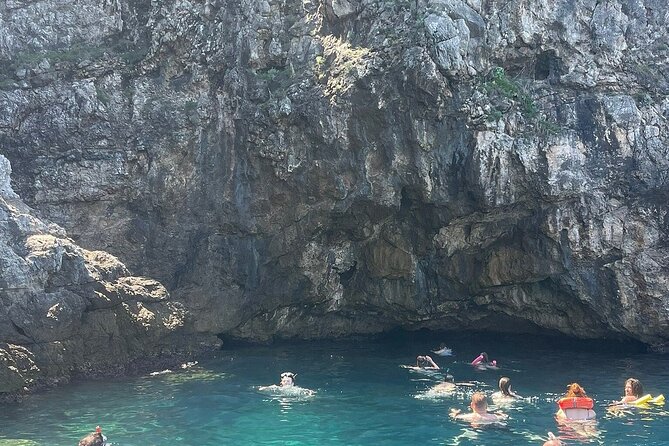 Blue and Green Cave Tour from Dubrovnik,private speed boats - Exploring the Caverns: Blue, Green, and Smaller Caves