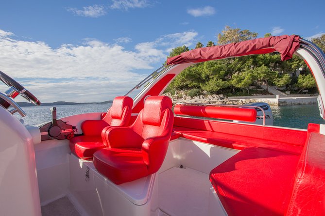 Blue Cave & Pakleni islands Private Tour - Green Cave: Cliff Jumping and Short Swim